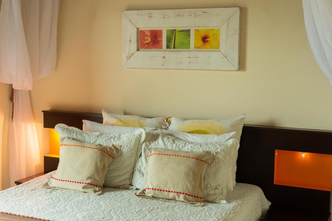 Olhos Verdes Guest House Bombinhas Dış mekan fotoğraf